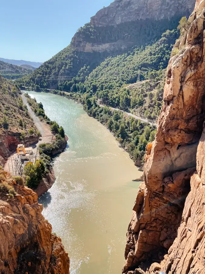 Las Palomas cliff close to the railway wall at el caminito del rey in málaga, spain